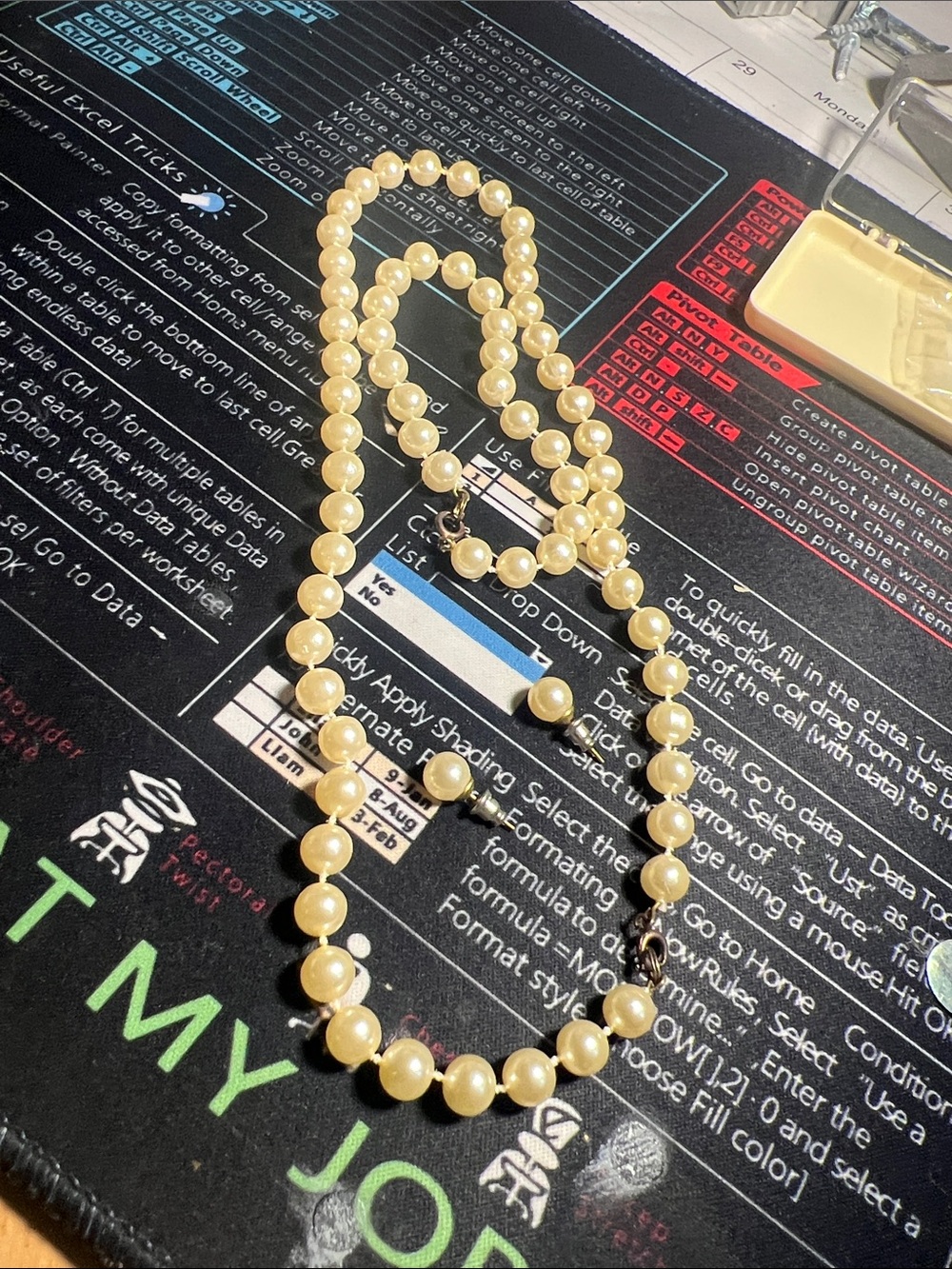 Classic Cream Pearl Necklace and Bracelet Set